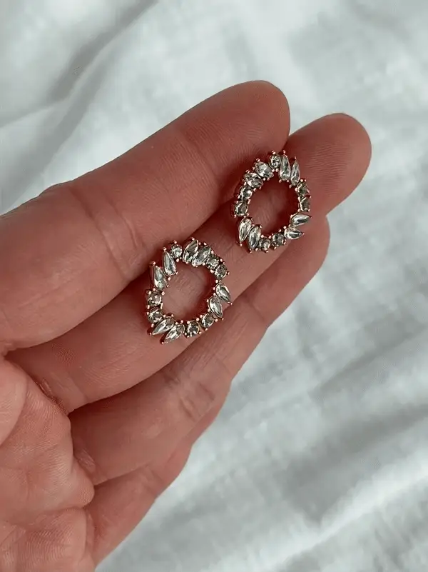 Della Studs - Image 3